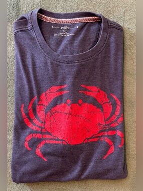 PD&C Gray Knit Top with Yellow Brand Patch, Size: XL. (6346)